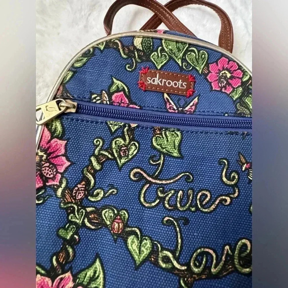 Sakroots Lunch Bag Thermal 9" x 4" x 7" Floral "True Love" Peace Insulated - Picture 3 of 14